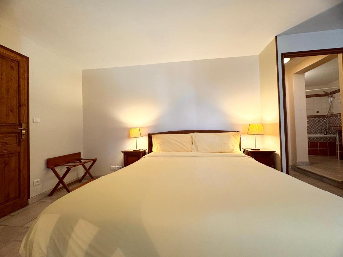 Le Relais De Saint-Preuil, The Originals Relais Vignes Du Cognac Hotel Luaran gambar