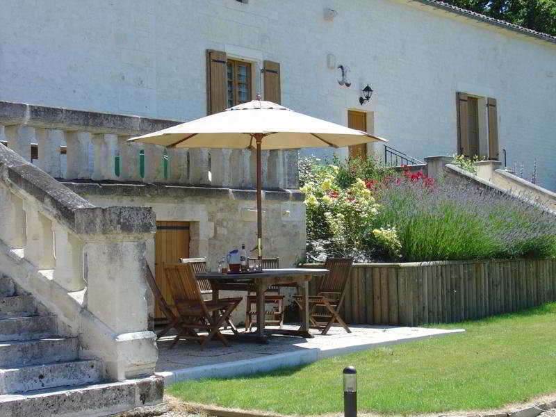 Le Relais De Saint-Preuil, The Originals Relais Vignes Du Cognac Hotel Luaran gambar